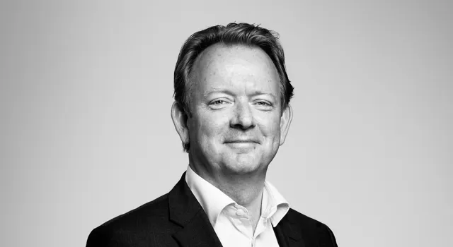 Mikael.Lundström Beskuren Liggande.