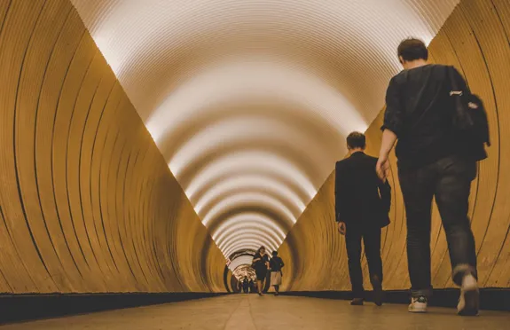 brunkebergstunneln i stockholm.